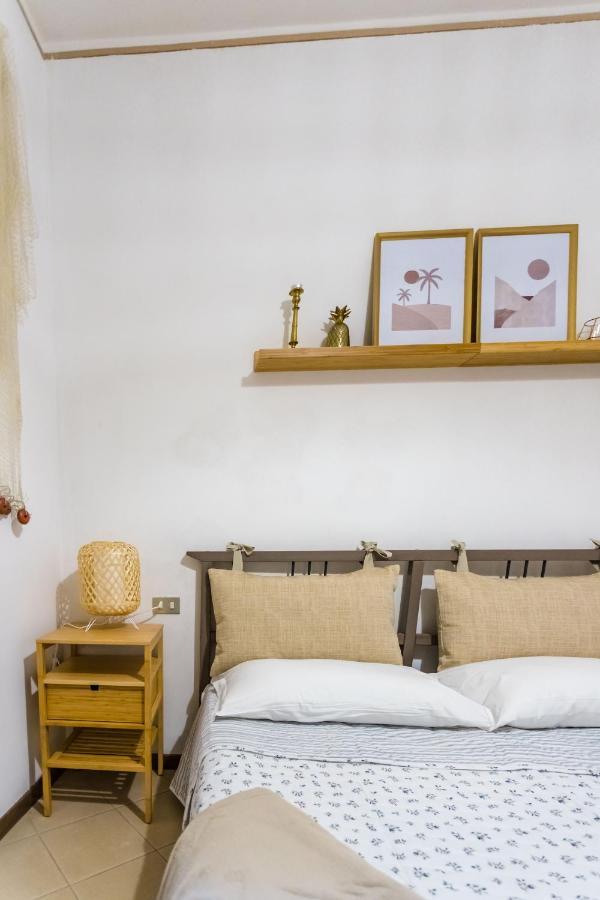 Lago Azzurro Apartment Βαρένα Εξωτερικό φωτογραφία